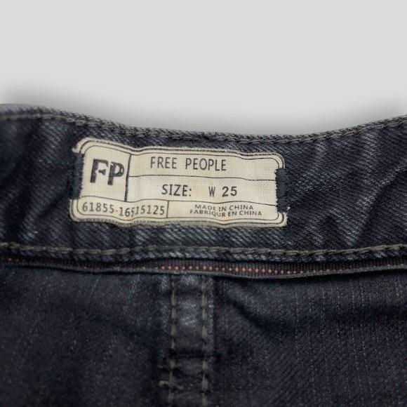 Free People Womens Black Denim Jean Cutoff Shorts Distressed Size 25 Button Fly - Picture 6 of 13